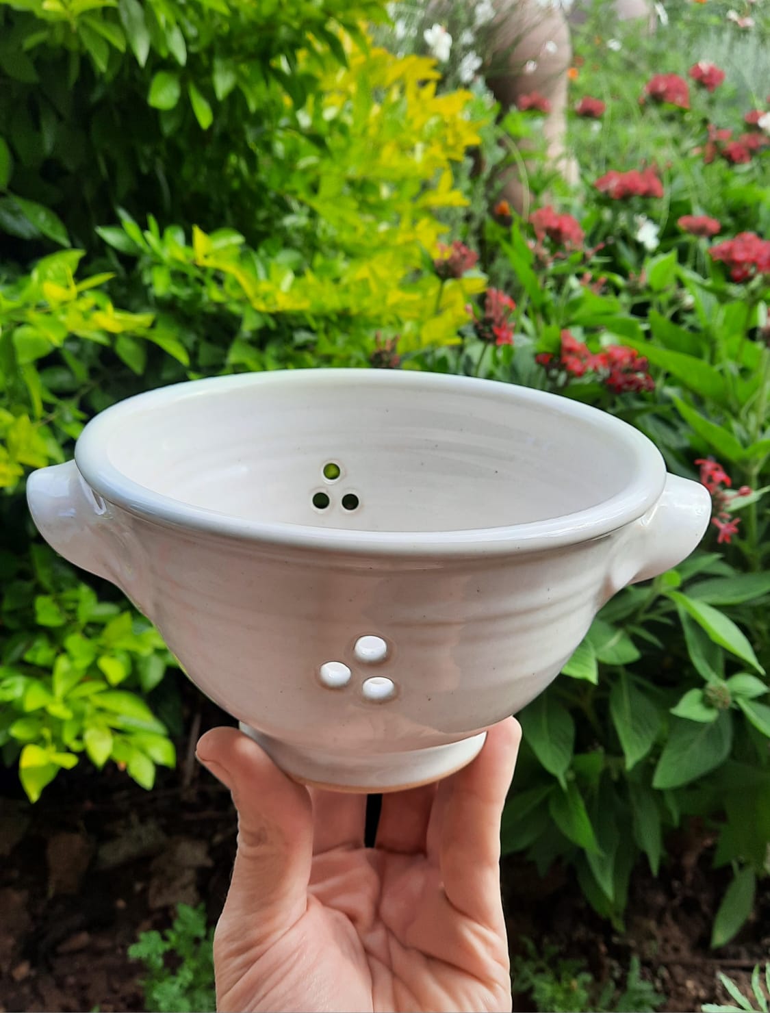 Berry Bowl - White - Richard Pullen's Studio
